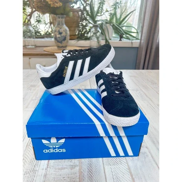 Adidas Gazelle Kids Sneakers Black White Suede Low Top Shoes BB2507 Size 13K - Picture 3 of 10